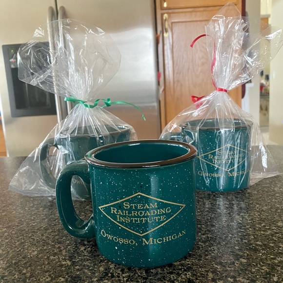 North Pole Express train cups new x3 - Picture 6 of 7
